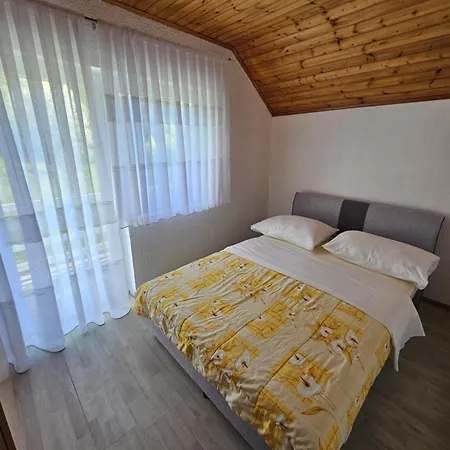 Apartman Mile - Holiday House Smoljanac Exterior photo